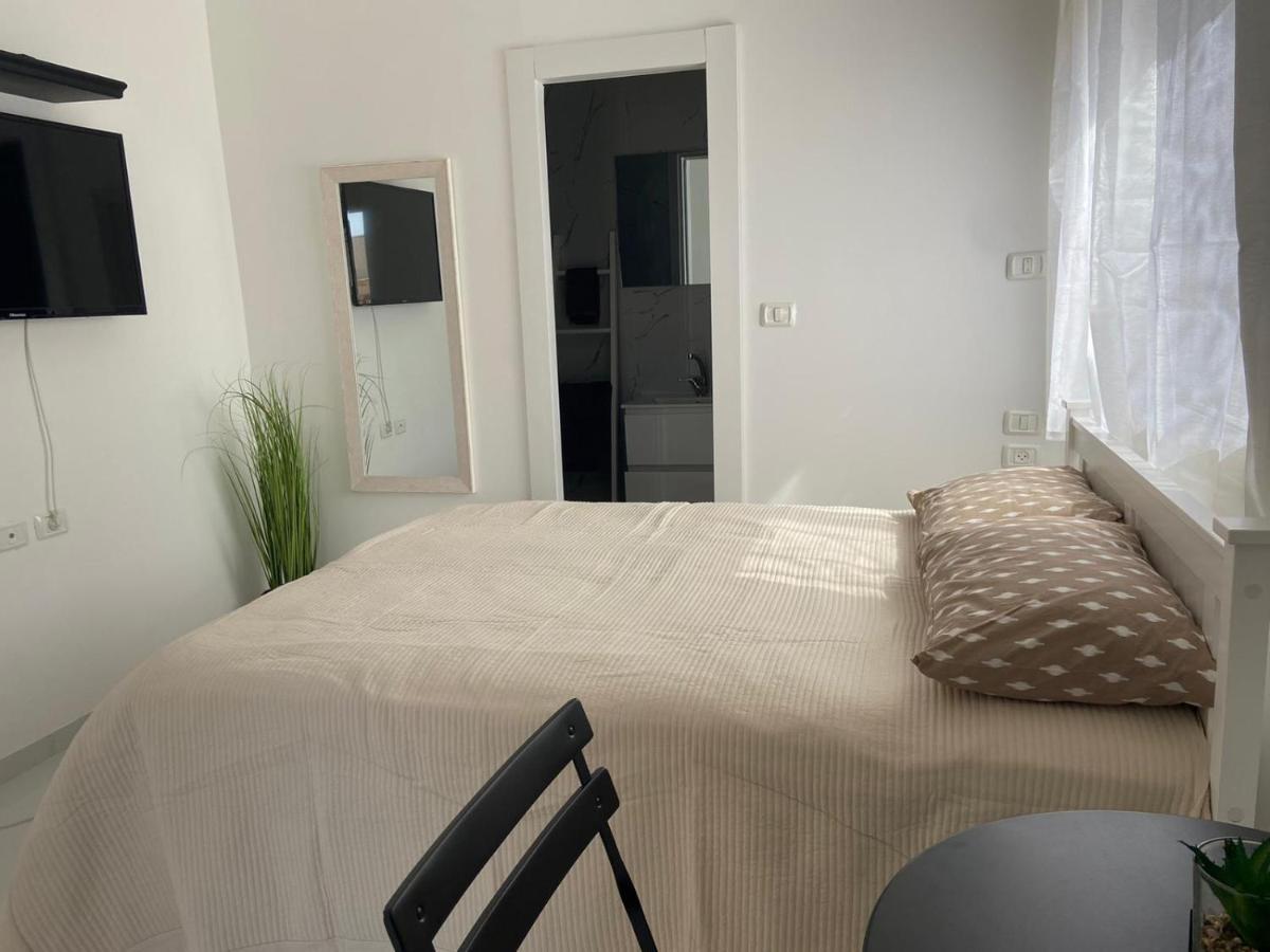 פנינת הדקל בבאר אורה Hotel Buitenkant foto